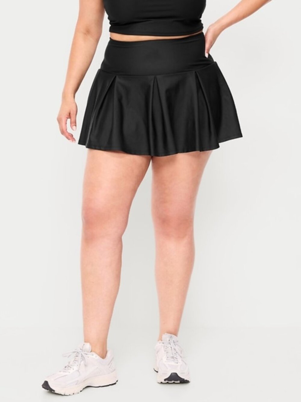 NWOT Old Navy Black High-Waisted Drop-Waist PowerSoft Skort Large